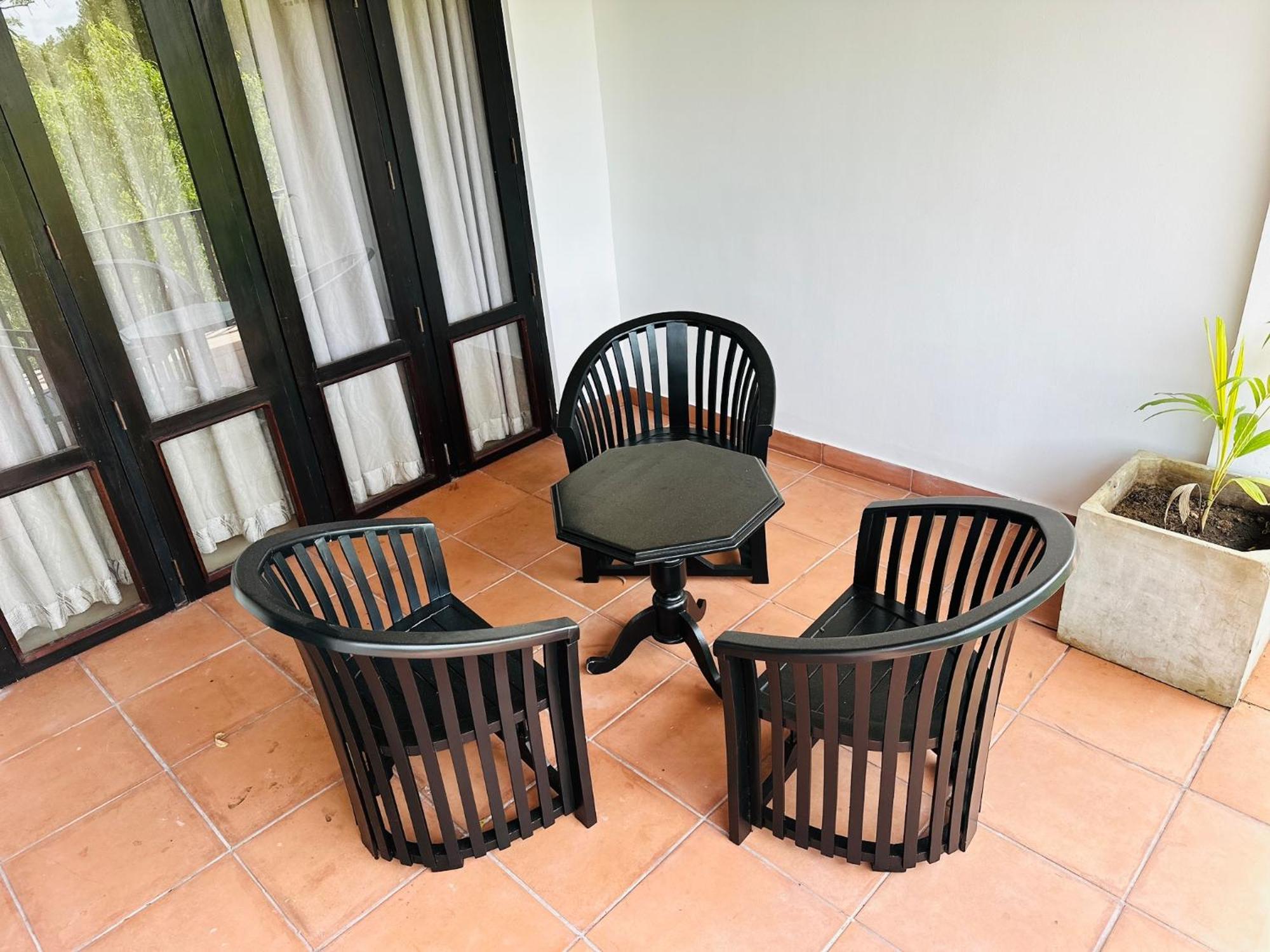 Gamodh Citadel Resort Anuradhapura Exterior foto