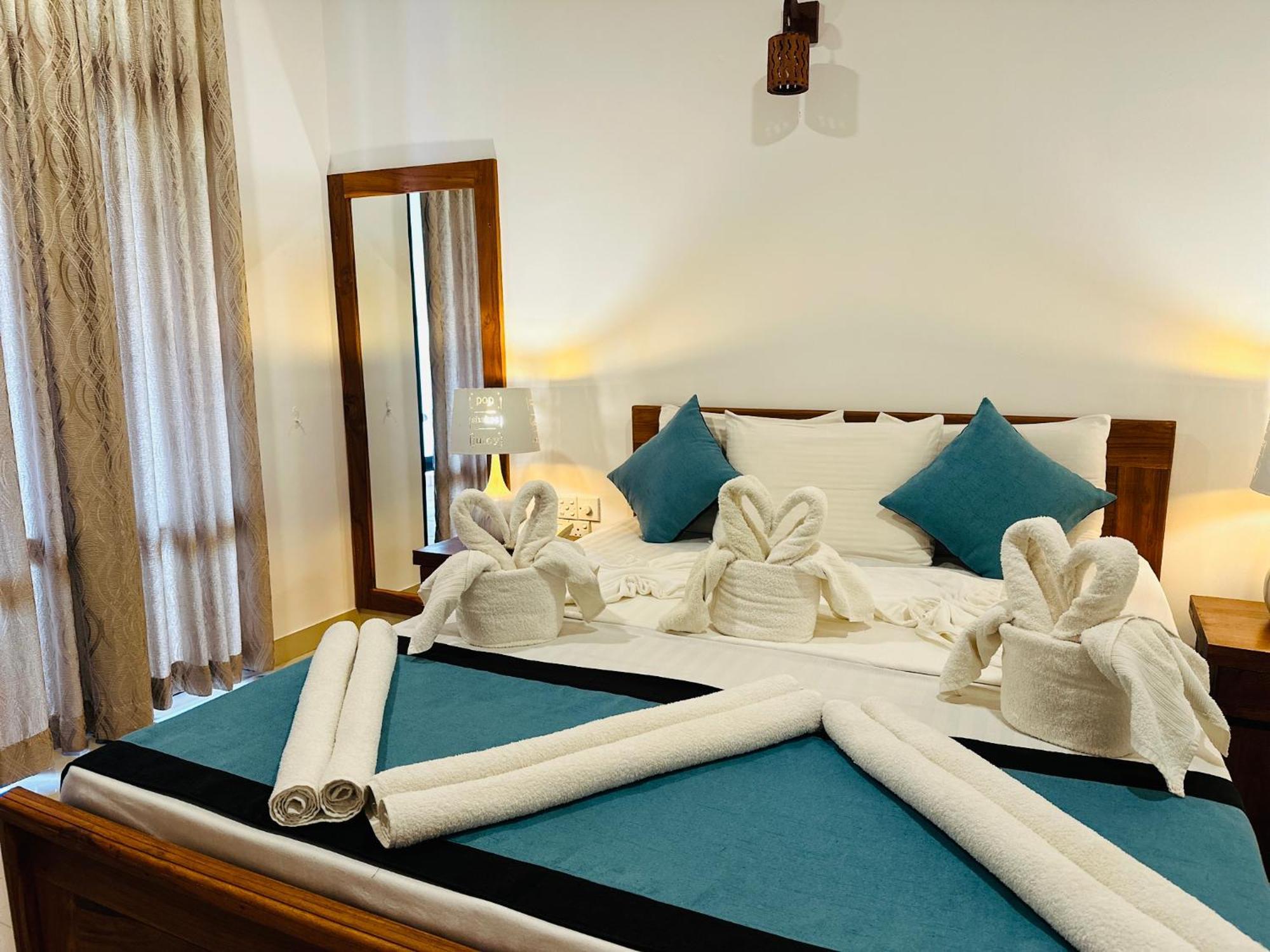 Gamodh Citadel Resort Anuradhapura Exterior foto