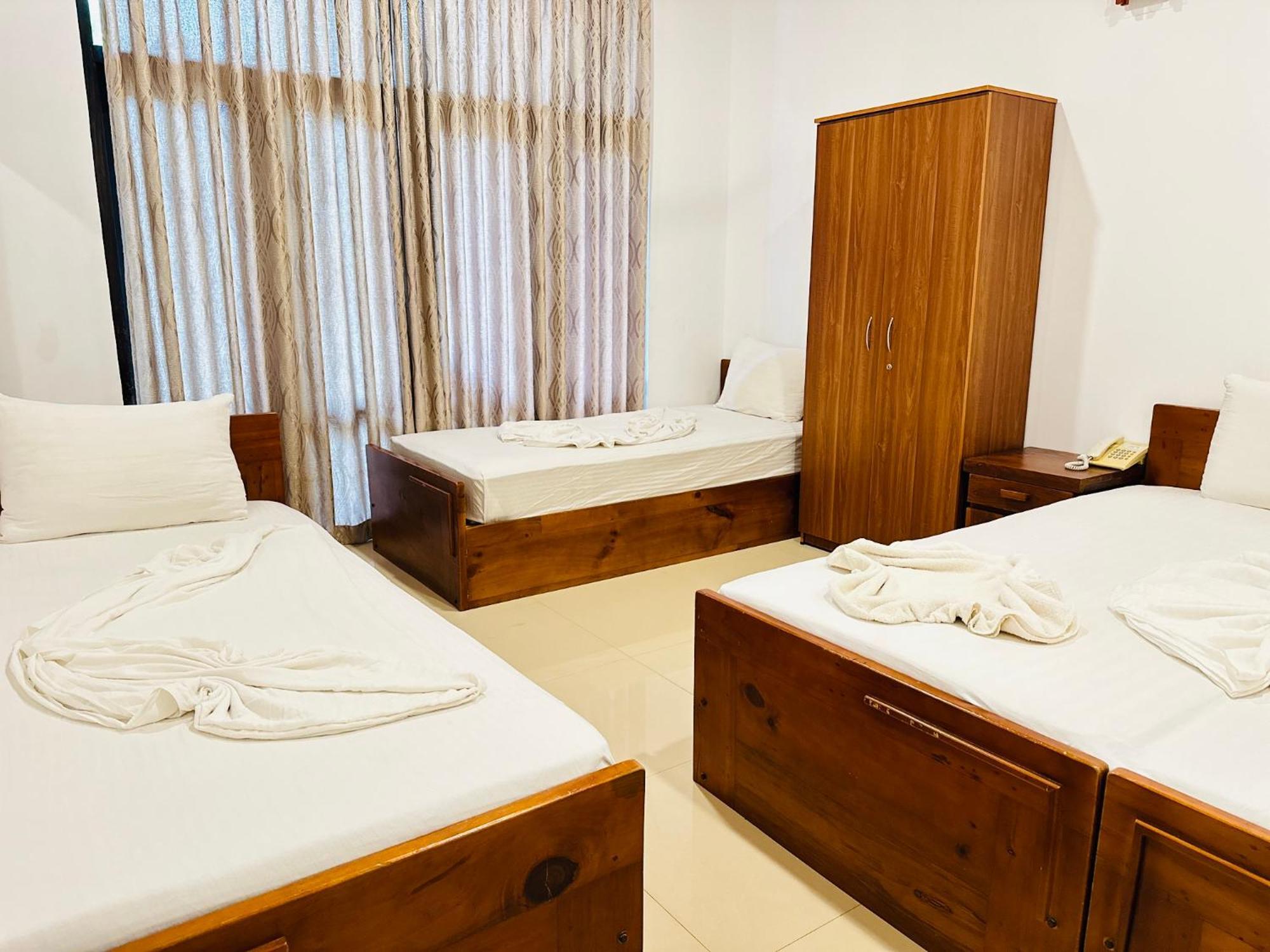 Gamodh Citadel Resort Anuradhapura Exterior foto